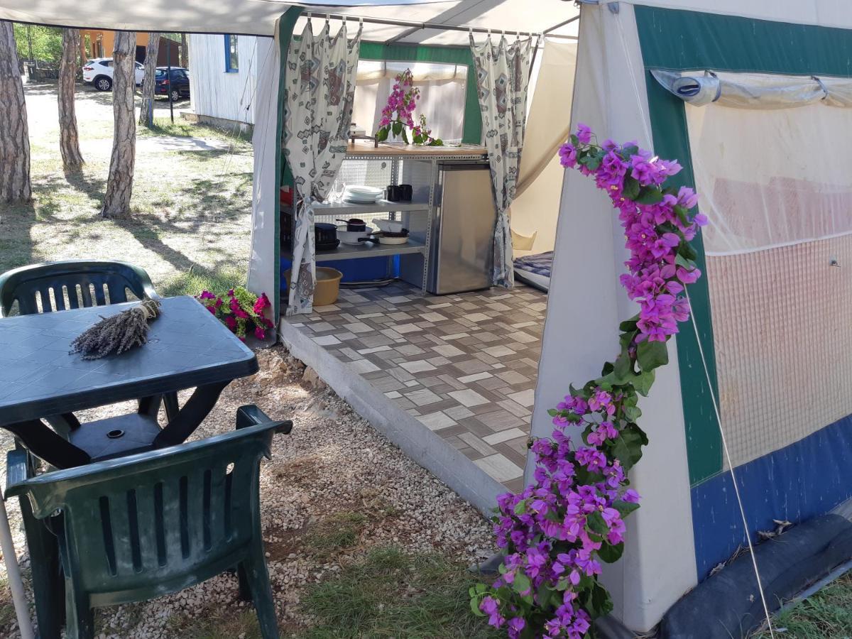 Camping Planik Hotel Razanac Exterior photo