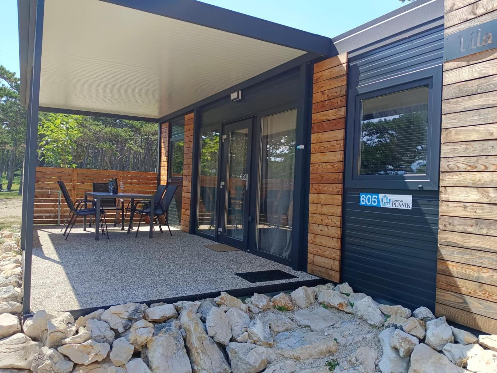 Camping Planik Hotel Razanac Exterior photo